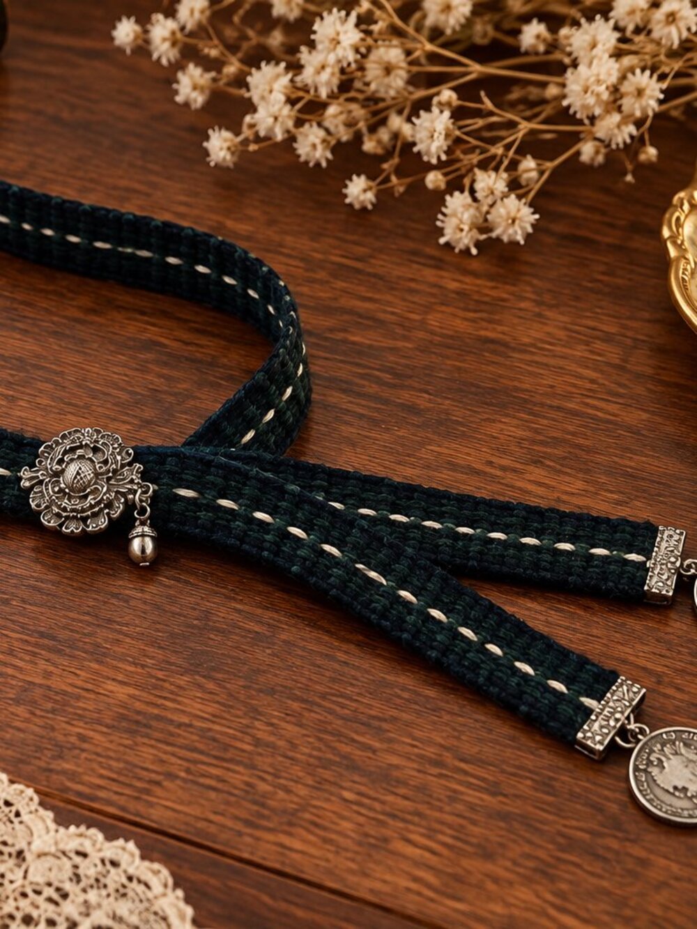 Beautiful dark green/black woven textile choker necklace featuring decorative wh